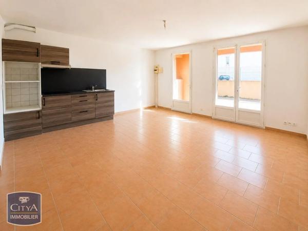 Appartement à louer 2 pièces 43.68m² Fos-sur-Mer (13270)