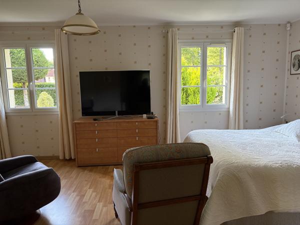 Houlbec-Cocherel (27120) MAISON EN PARFAIT ETAT DANS ENVIRONNEMENT TRES CALME ET PRESERVE