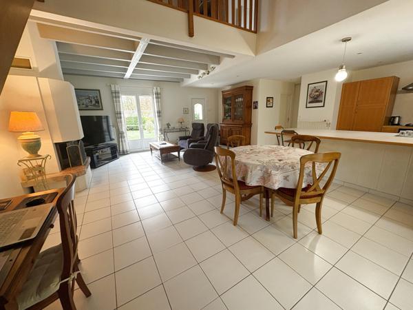 Houlbec-Cocherel (27120) MAISON EN PARFAIT ETAT DANS ENVIRONNEMENT TRES CALME ET PRESERVE