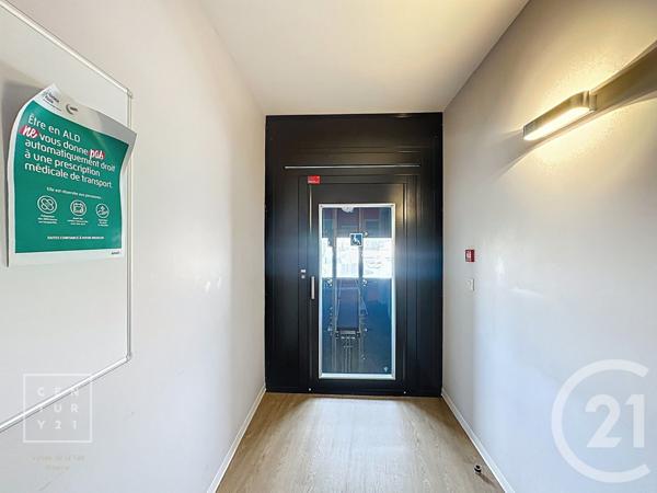 Appartement Local à vendre  7 pièces - 158,50 m2 BAHO - 66