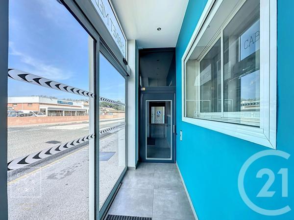 Appartement Local à vendre  7 pièces - 158,50 m2 BAHO - 66