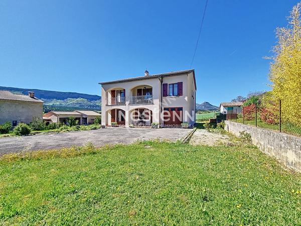 A vendre maison 2 logements à 10mn de Laragne-Montéglin