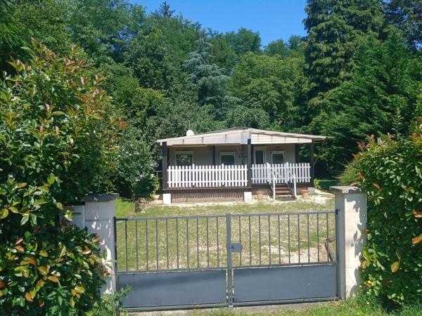 Terrain de loisirs avec mobile home