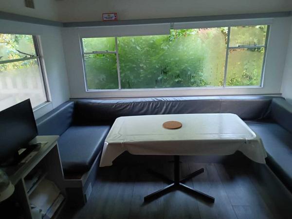 Terrain de loisirs avec mobile home