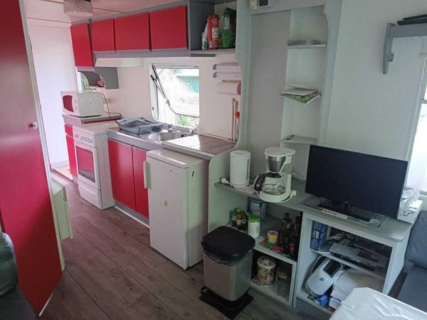 Terrain de loisirs avec mobile home