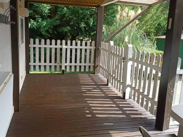 Terrain de loisirs avec mobile home