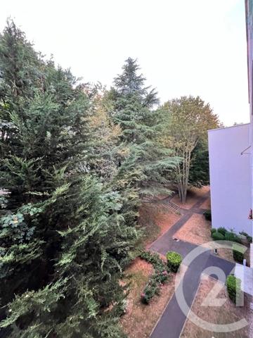 Appartement à vendre  4 pièces - 87,68 m 2   EVRY  - 91