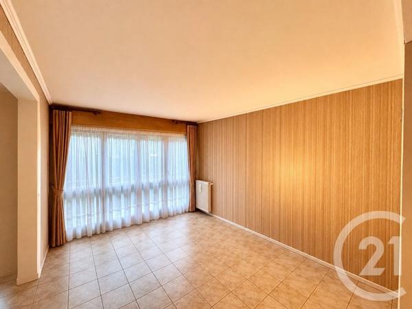 Appartement à vendre  4 pièces - 87,68 m 2   EVRY  - 91