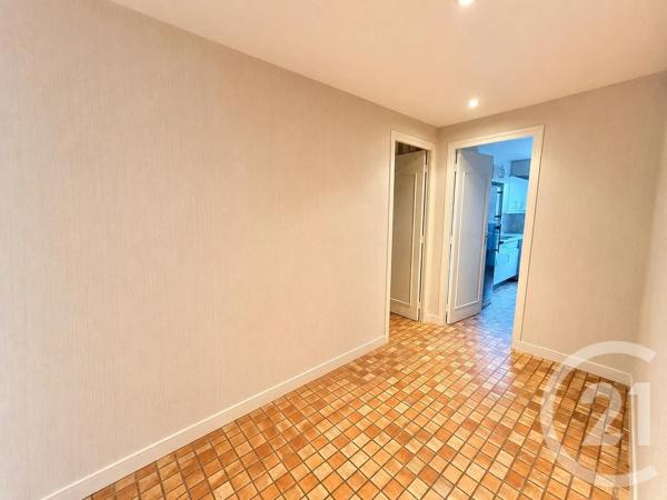 Appartement à vendre  4 pièces - 87,68 m 2   EVRY  - 91