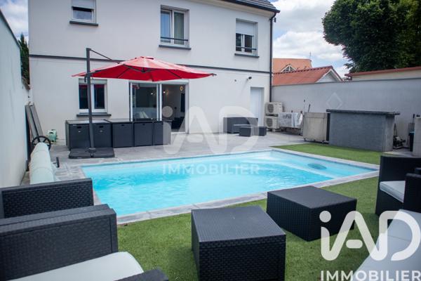 Maison à vendre 7 pièces 170 m² Ozoir-la-Ferrière