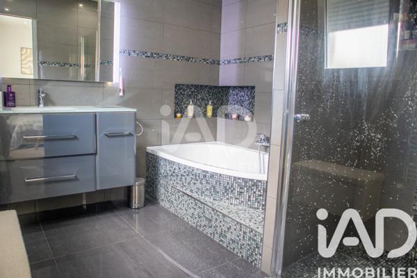Maison à vendre 7 pièces 170 m² Ozoir-la-Ferrière