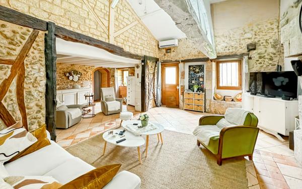 Maison à vendre    3 pièces • 130 m2 Boulazac