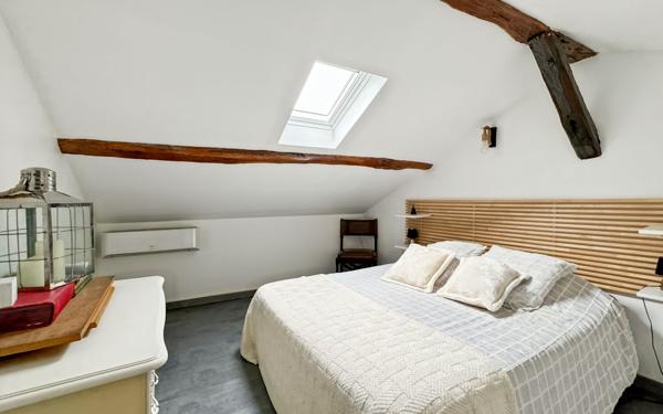 Maison à vendre    3 pièces • 130 m2 Boulazac