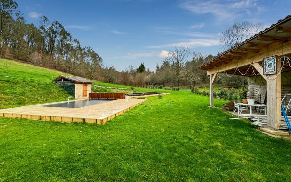 Maison à vendre    3 pièces • 130 m2 Boulazac