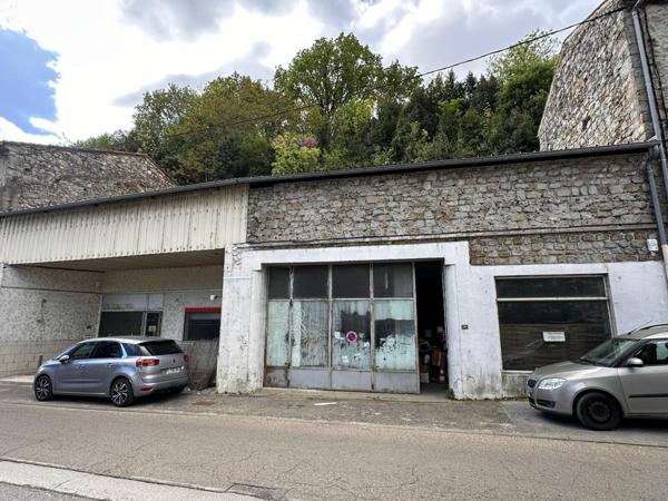 Maison à vendre    1 pièce •  Joyeuse