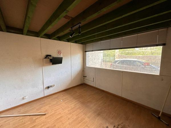 Maison à vendre    1 pièce •  Joyeuse