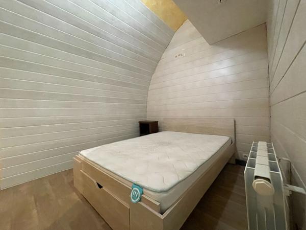 Appartement Manosque 2 pièces 41.48 m2  carrez avec  cellier et balcon