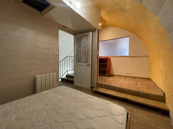 Appartement Manosque 2 pièces 41.48 m2  carrez avec  cellier et balcon