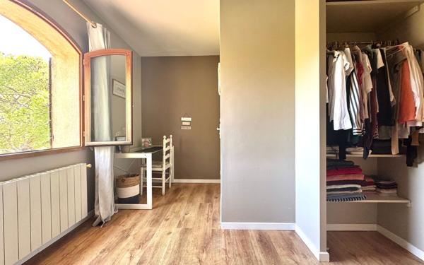 Maison à vendre    5 pièces • 160 m2 Marseille 9