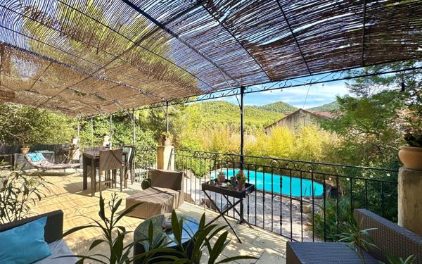 Maison à vendre    5 pièces • 160 m2 Marseille 9