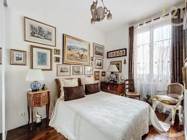 Appartement F2 à vendre  2 pièces - 31,91 m 2   LEVALLOIS PERRET  - 92
