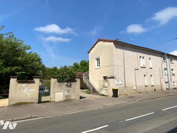 Immeuble 2 appartements + 1 maison