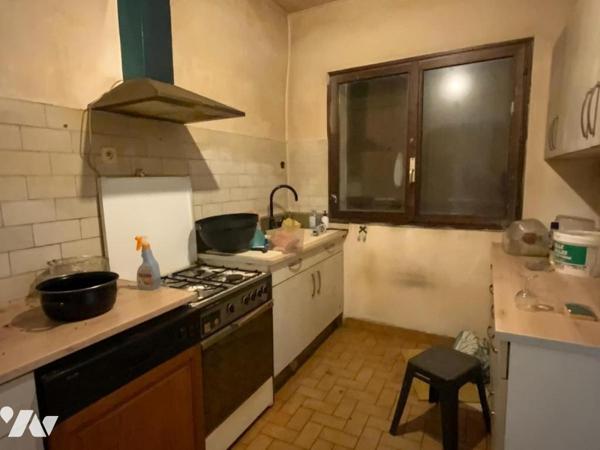 Immeuble 2 appartements + 1 maison