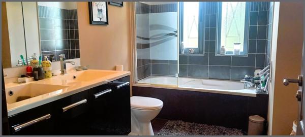 Maison T5 sur terrain de 1037M2