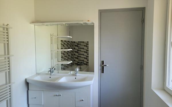 Maison à louer    4 pièces •  Le Creusot