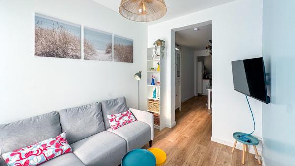 Maison plein centre proche commerces et plage à pied