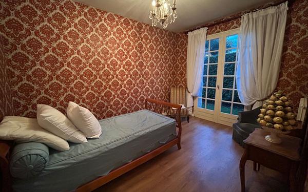 Maison à vendre    5 pièces • 198 m2 Lons