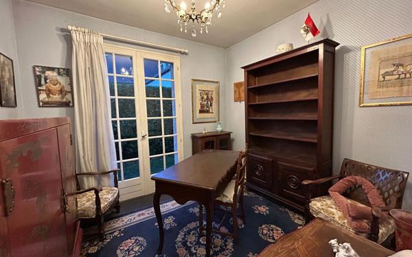 Maison à vendre    5 pièces • 198 m2 Lons