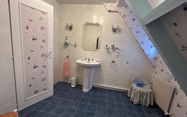 Maison à vendre    5 pièces • 198 m2 Lons