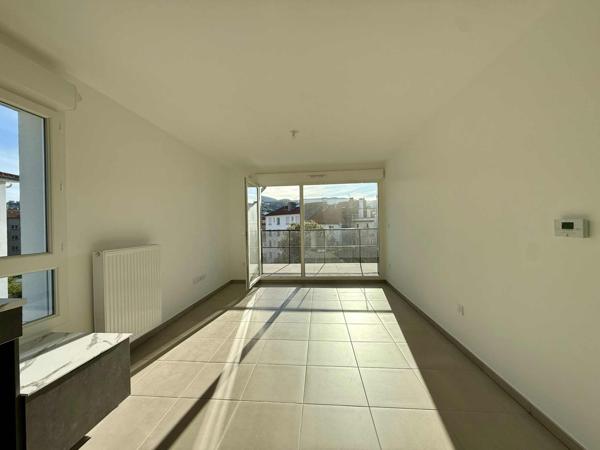 Appartement 3 pièce(s) 2 chambre(s) 59 m²