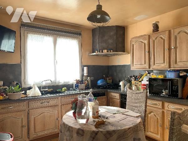 Maison 120 m², 3 chambres, terrasse, sous-sol total, grange 55 m²