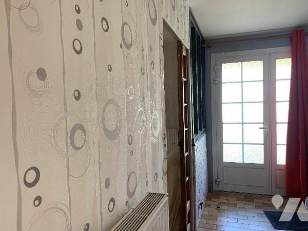 Maison 120 m², 3 chambres, terrasse, sous-sol total, grange 55 m²