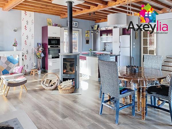 Saint-Alban-les-Eaux (42370) A VENDRE- CÔTE ROANNAISE- MAISON AVEC VUE DÉGAGÉE ET DÉPENDANCES.