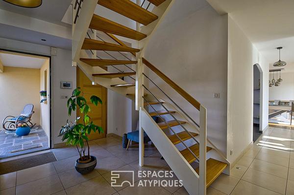 À l’abri des regards, la vie en format XXL.