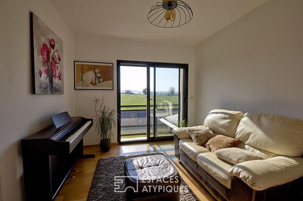 À l’abri des regards, la vie en format XXL.