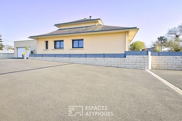 À l’abri des regards, la vie en format XXL.