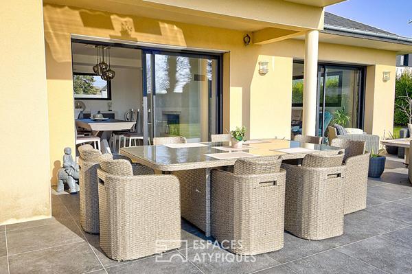 À l’abri des regards, la vie en format XXL.