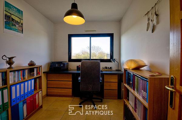 À l’abri des regards, la vie en format XXL.