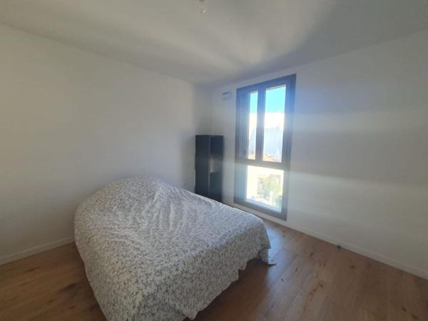 T2 MEUBLE - MAIRIE DE MONTREUIL