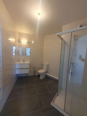 T2 MEUBLE - MAIRIE DE MONTREUIL