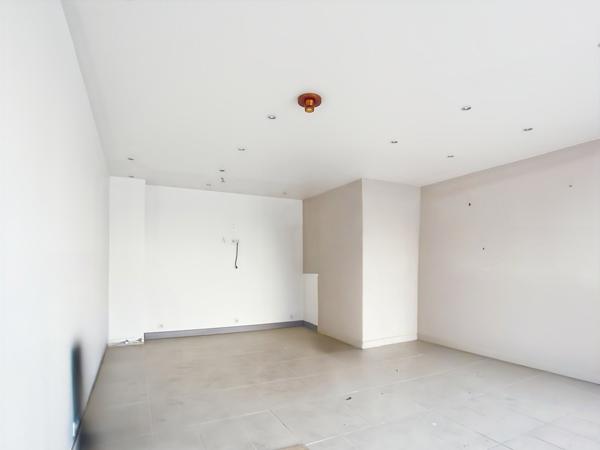 A vendre Locaux commerciales à vendre à Marseille - Sainte-Marguerite 13009