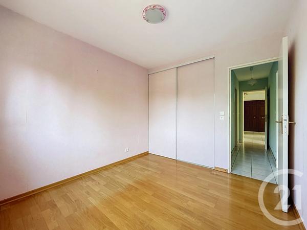 Appartement F4 à vendre  4 pièces - 82,23 m 2   MONTBELIARD  - 25