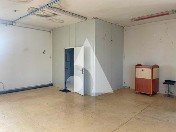 Local d'activité 220 m2