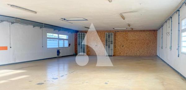 Local d'activité 220 m2