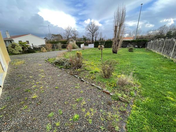 Maison La Chaize Giraud