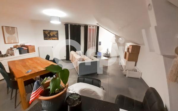 Appartement à louer    2 pièces • 53 m2 Le Plessis-Belleville